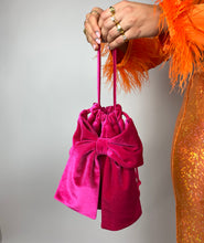 Load image into Gallery viewer, PINK VELVET BEAU BAG