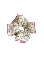 Load image into Gallery viewer, DREAM ROSE SCRUNCHIE

