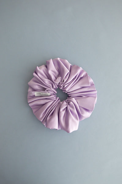 LILAC SCRUNCHIE