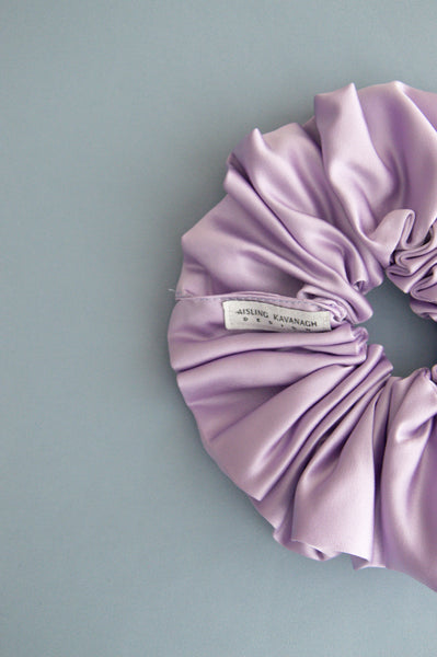 LILAC SCRUNCHIE